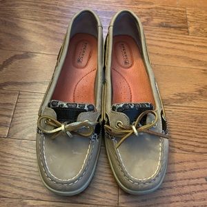 SPERRY Angelfish Lin/Leo Sparkle Boat Shoes
